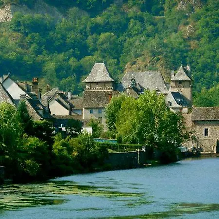 Le Holiday home *